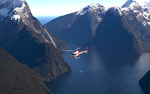 Sailing on the Harbour Milford Sound